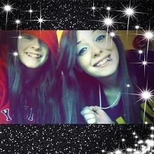 Meet your Posher, Dee